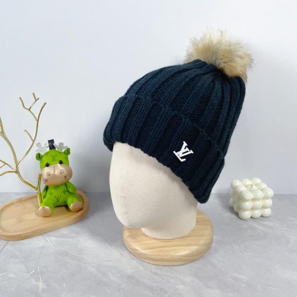réplica,joyas,joyería,1:1,replica,fake,lujo,barato El último gorro de punto de lana de Louis Vuitton
