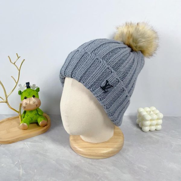 réplica,joyas,joyería,1:1,replica,fake,lujo,barato El último gorro de punto de lana de Louis Vuitton