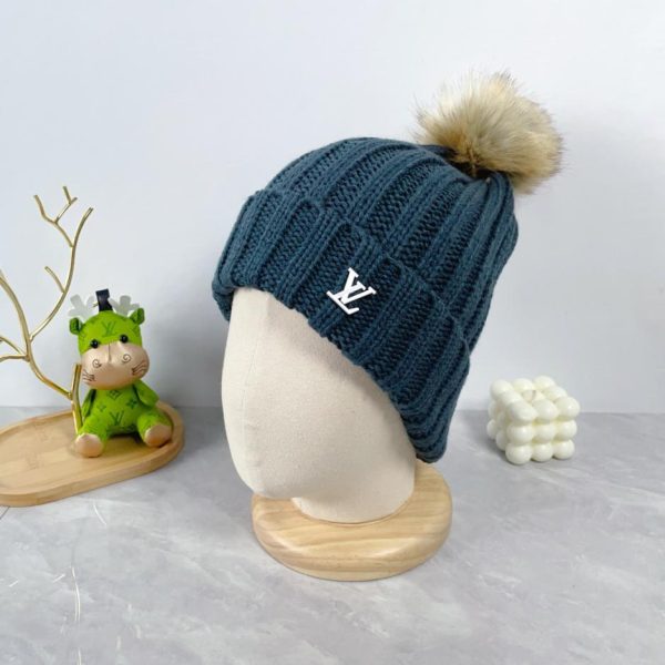 réplica,joyas,joyería,1:1,replica,fake,lujo,barato El último gorro de punto de lana de Louis Vuitton
