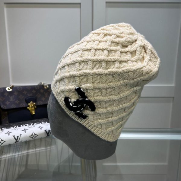 réplica,joyas,joyería,1:1,replica,fake,lujo,barato Gorro de lana Chanel otoño e invierno.