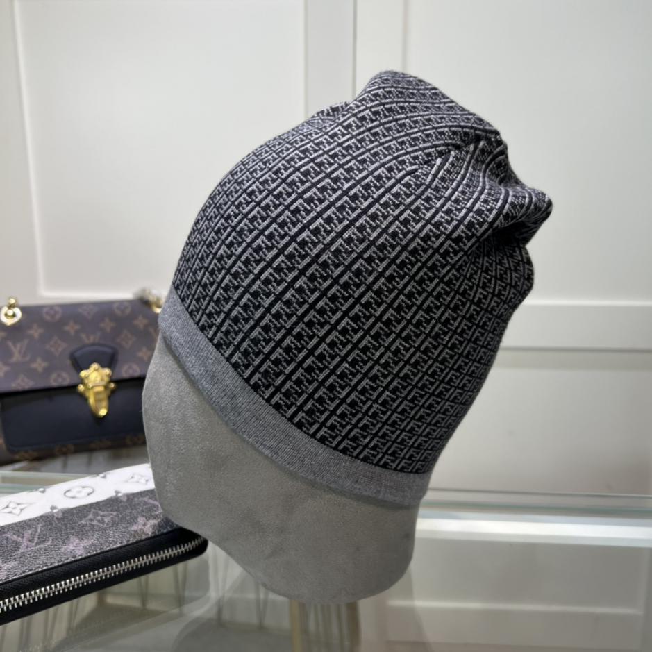réplica,joyas,joyería,1:1,replica,fake,lujo,barato réplica,joyas,joyería,1:1,replica,fake,lujo,barato Gorro de punto Fendi para hombre y mujer.