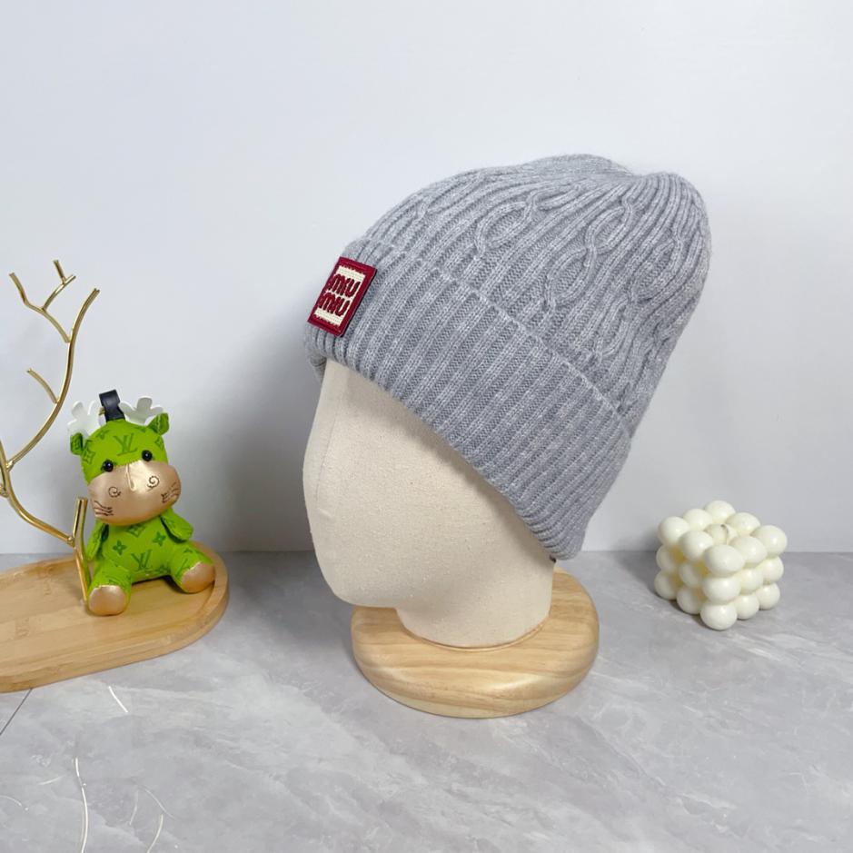 réplica,joyas,joyería,1:1,replica,fake,lujo,barato réplica,joyas,joyería,1:1,replica,fake,lujo,barato miumiu nuevo gorro para el frío otoño e invierno.