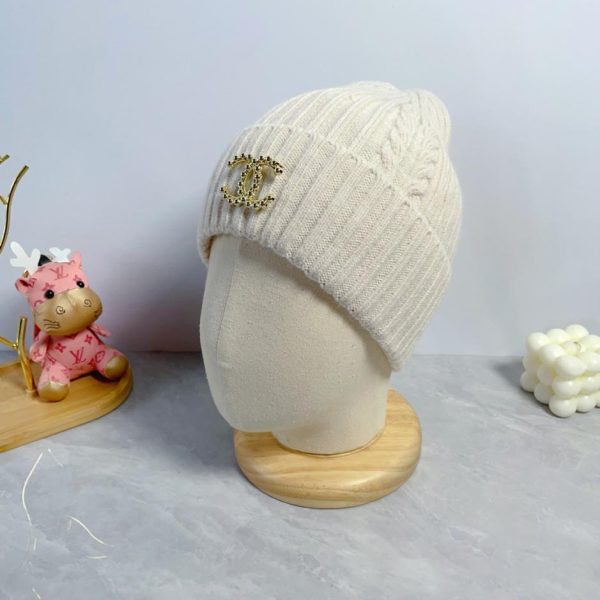 réplica,joyas,joyería,1:1,replica,fake,lujo,barato Gorro de lana Chanel otoño e invierno.