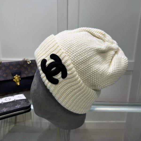 réplica,joyas,joyería,1:1,replica,fake,lujo,barato Gorro de lana Chanel otoño e invierno reversible.