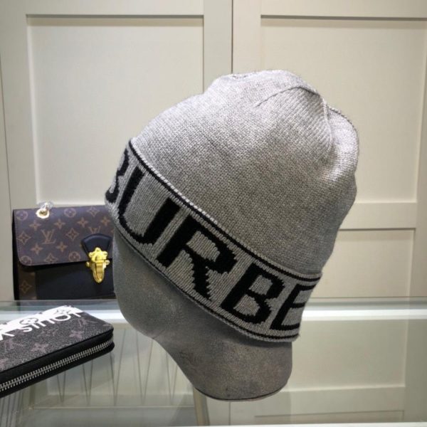 réplica,joyas,joyería,1:1,replica,fake,lujo,barato Gorro de punto Burberry de material de cachemira, el mismo estilo para hombres y mujeres.