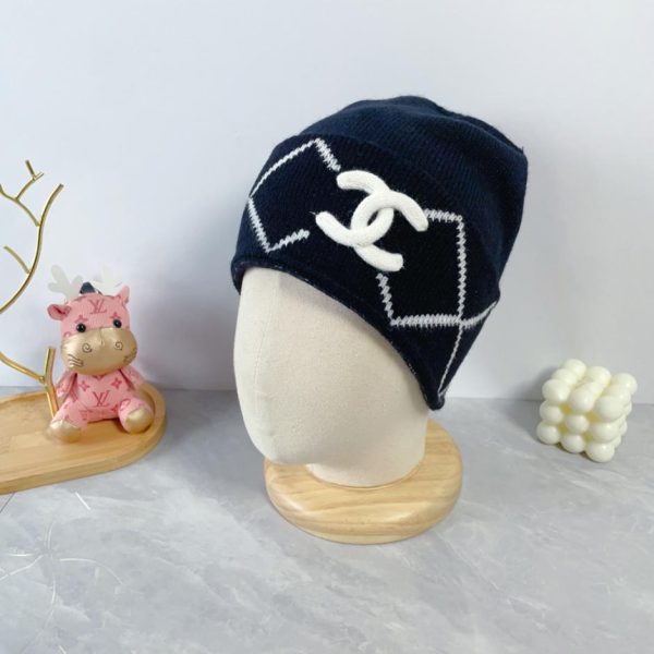 réplica,joyas,joyería,1:1,replica,fake,lujo,barato Gorro de lana Chanel otoño e invierno.