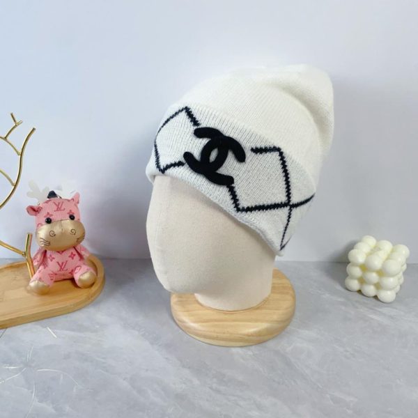 réplica,joyas,joyería,1:1,replica,fake,lujo,barato Gorro de lana Chanel otoño e invierno.