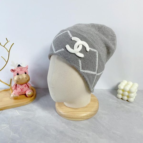 réplica,joyas,joyería,1:1,replica,fake,lujo,barato Gorro de lana Chanel otoño e invierno.