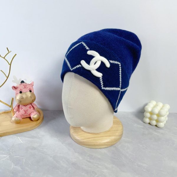 réplica,joyas,joyería,1:1,replica,fake,lujo,barato Gorro de lana Chanel otoño e invierno.