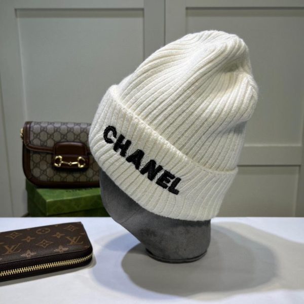 réplica,joyas,joyería,1:1,replica,fake,lujo,barato Gorro de lana Chanel otoño e invierno.