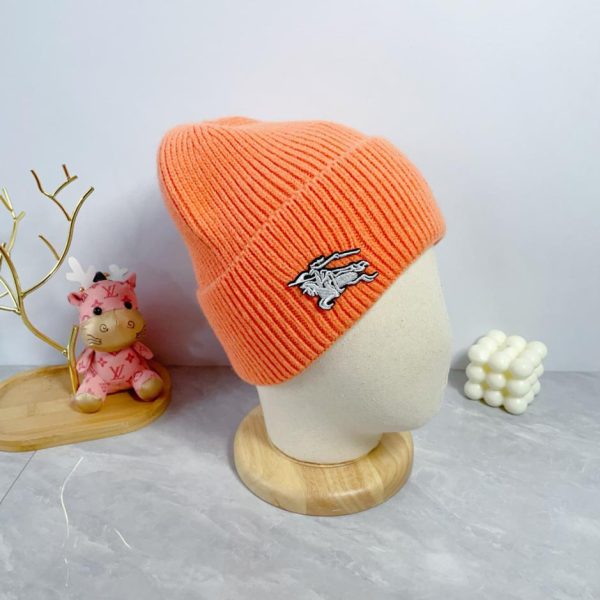 réplica,joyas,joyería,1:1,replica,fake,lujo,barato Gorro de punto Burberry otoño e invierno.