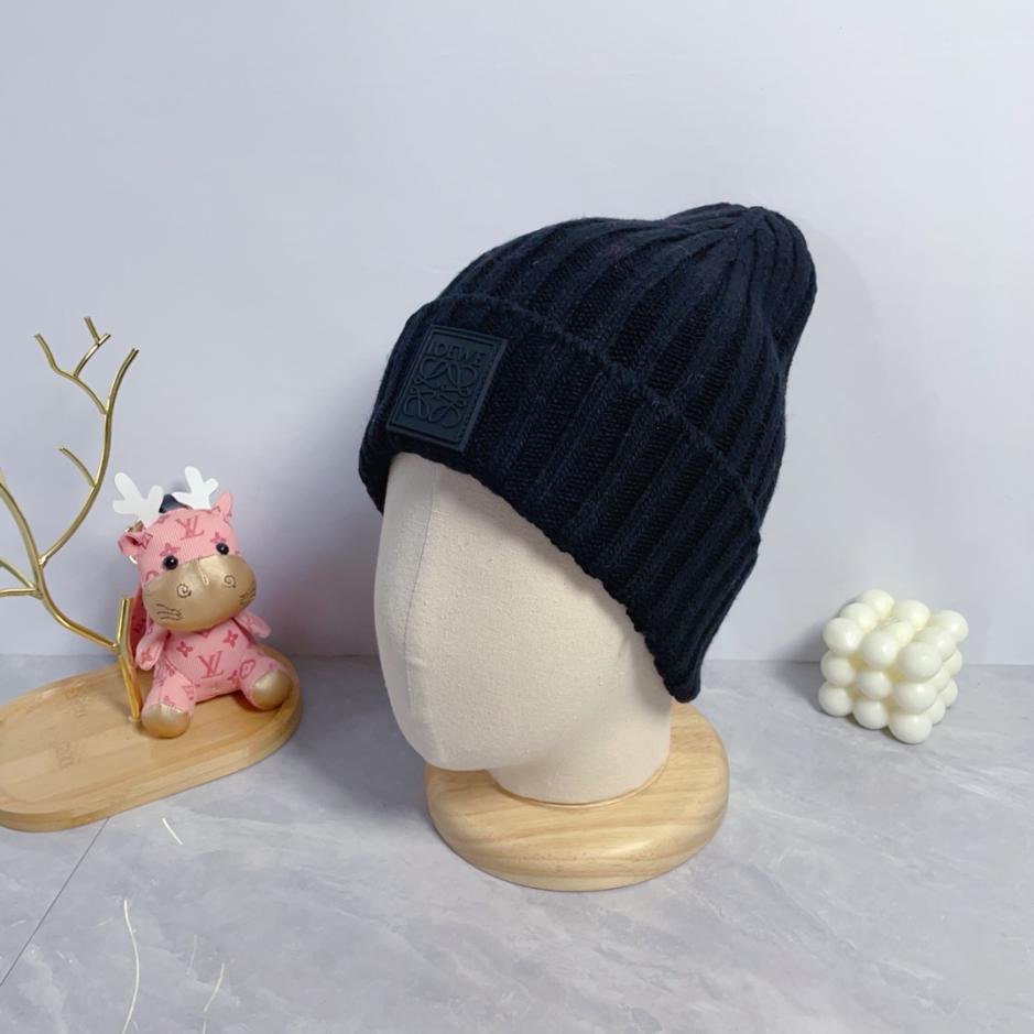réplica,joyas,joyería,1:1,replica,fake,lujo,barato réplica,joyas,joyería,1:1,replica,fake,lujo,barato Gorro de punto clásico LOEWE