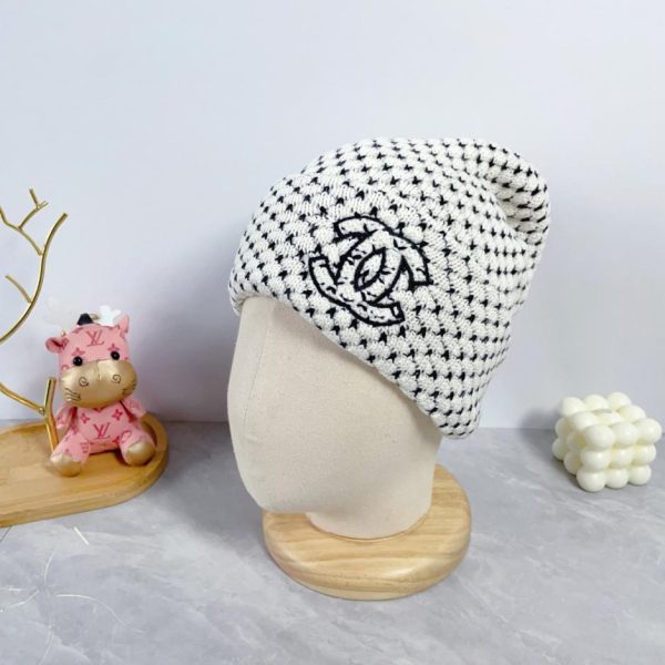 réplica,joyas,joyería,1:1,replica,fake,lujo,barato Gorro de lana Chanel otoño e invierno.