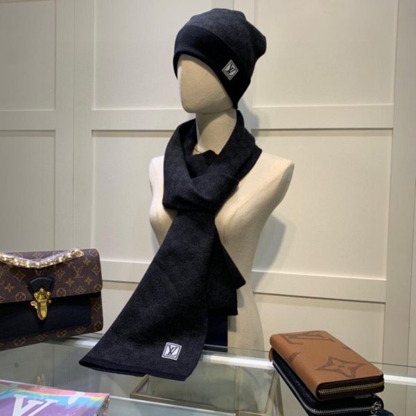 réplica,joyas,joyería,1:1,replica,fake,lujo,barato Louis Vuitton nueva serie de trajes de lana y cachemira, sombreros y bufandas para hombres y mujeres.