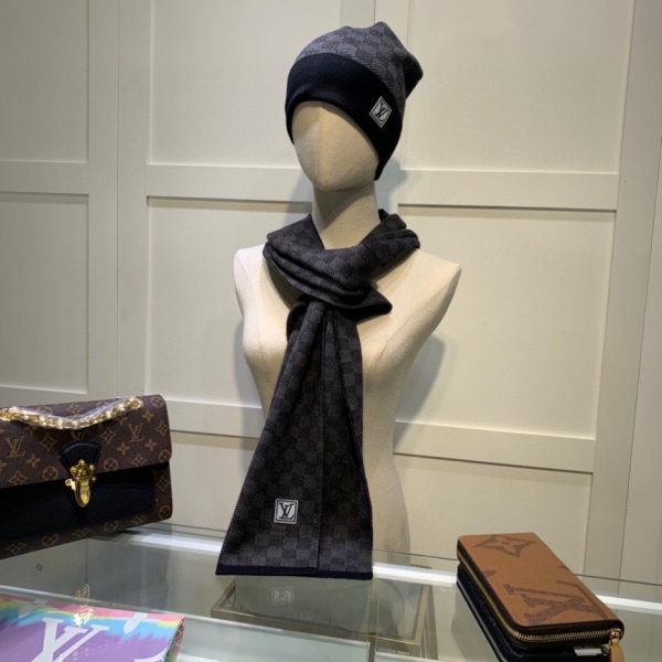 réplica,joyas,joyería,1:1,replica,fake,lujo,barato Louis Vuitton nueva serie de trajes de lana y cachemira, sombreros y bufandas para hombres y mujeres.