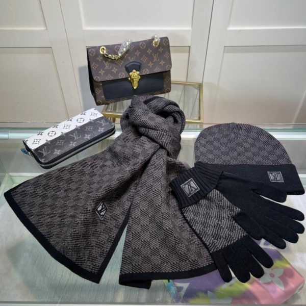 réplica,joyas,joyería,1:1,replica,fake,lujo,barato Louis Vuitton [Conjunto de tres piezas de traje de lana, gorro, bufanda y guantes]