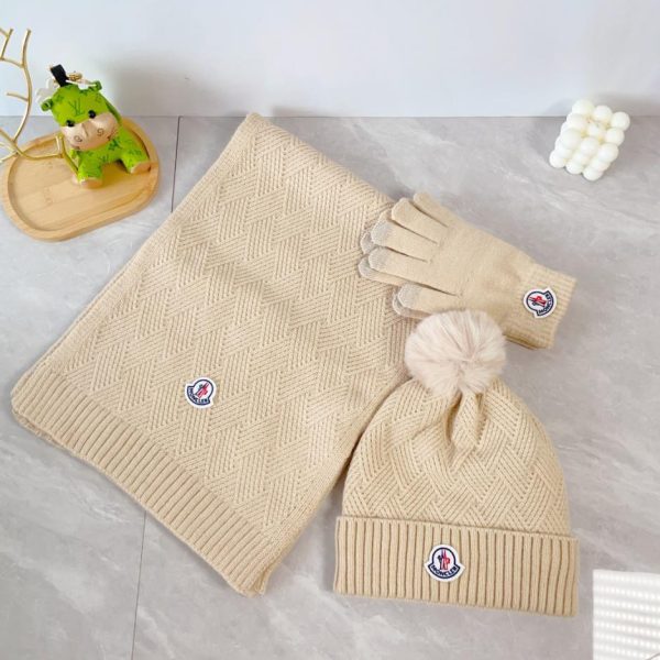 réplica,joyas,joyería,1:1,replica,fake,lujo,barato Conjunto de tres piezas de bufanda, gorro y guantes de bolas de pelo MONCLER