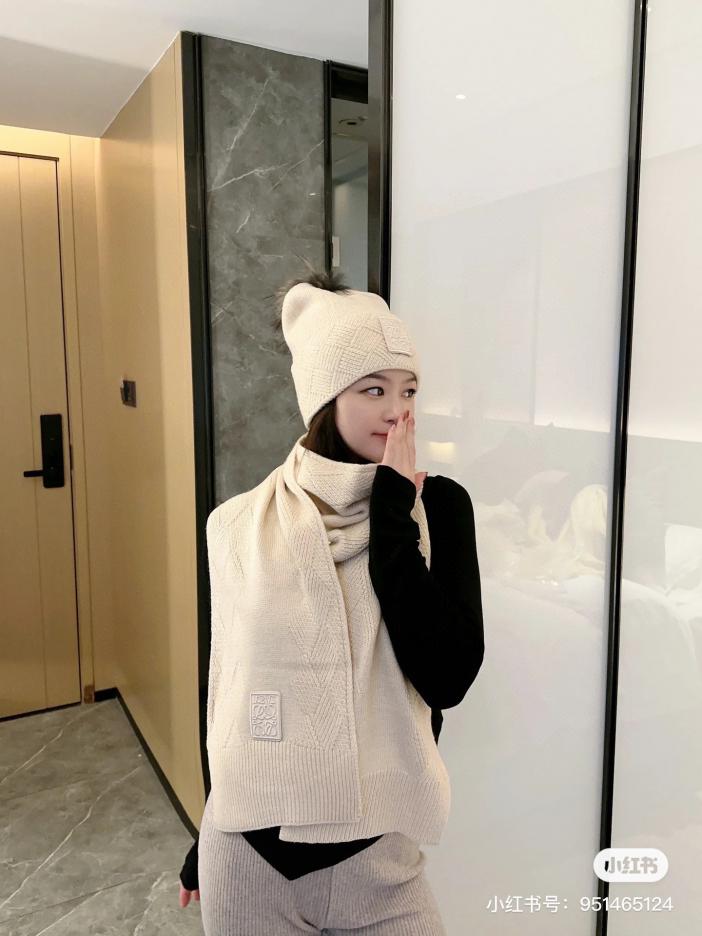 réplica,joyas,joyería,1:1,replica,fake,lujo,barato réplica,joyas,joyería,1:1,replica,fake,lujo,barato Loewe nuevo traje clásico sombrero bufanda