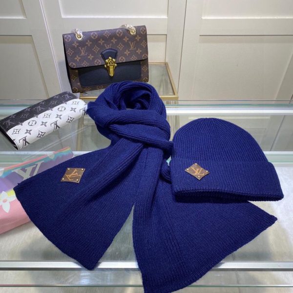 réplica,joyas,joyería,1:1,replica,fake,lujo,barato Traje clásico con sombrero y bufanda de Louis Vuitton.