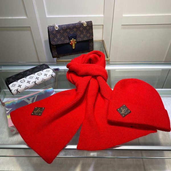 réplica,joyas,joyería,1:1,replica,fake,lujo,barato Conjunto clásico de gorro y bufanda de Louis Vuitton.