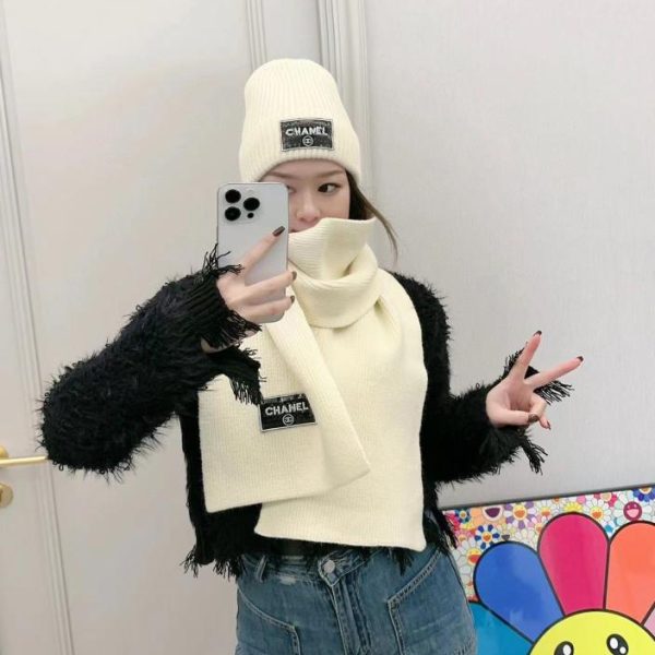 réplica,joyas,joyería,1:1,replica,fake,lujo,barato Chanel nuevo conjunto de gorro y bufanda.