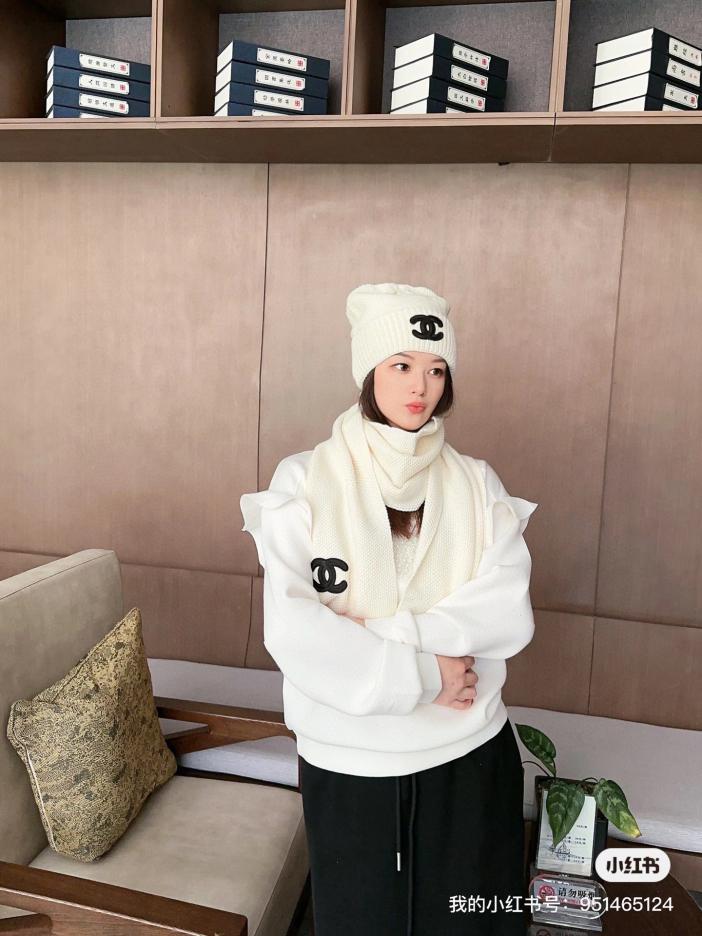 réplica,joyas,joyería,1:1,replica,fake,lujo,barato réplica,joyas,joyería,1:1,replica,fake,lujo,barato Chanel nuevo conjunto de gorro y bufanda.
