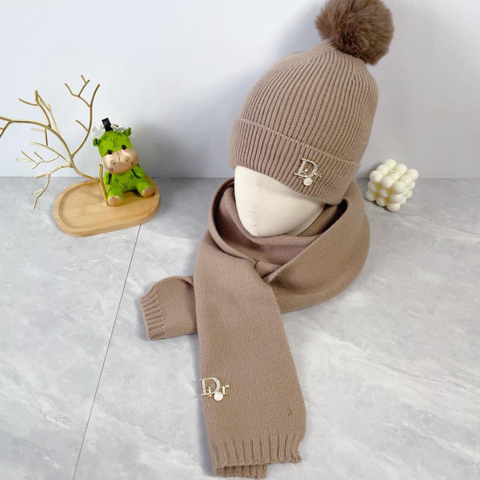 réplica,joyas,joyería,1:1,replica,fake,lujo,barato réplica,joyas,joyería,1:1,replica,fake,lujo,barato Gorro Dior de dos piezas de lana