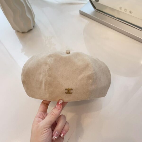 réplica,joyas,joyería,1:1,replica,fake,lujo,barato Nueva boina de calabaza de gamuza de otoño e invierno de Chanel.
