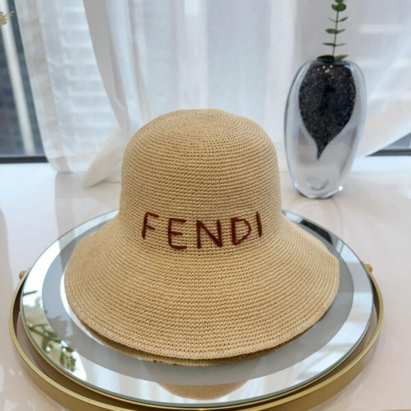 réplica,joyas,joyería,1:1,replica,fake,lujo,barato Fendi nuevo sombrero de pescador con gancho para la mano de primavera y verano.