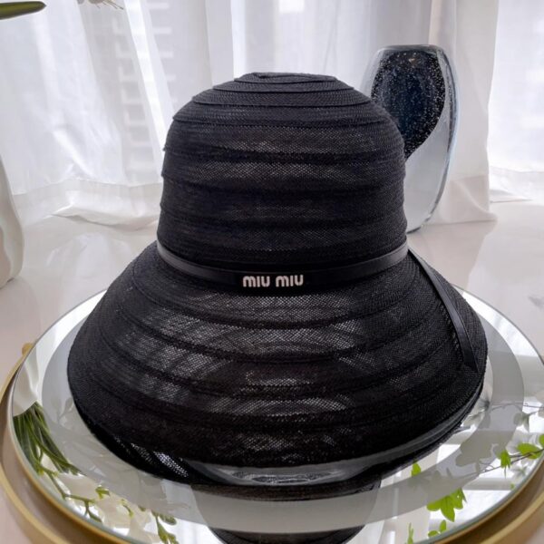 réplica,joyas,joyería,1:1,replica,fake,lujo,barato Gorro de lavabo elegante estilo Hepburn extragrande de MiuMiu