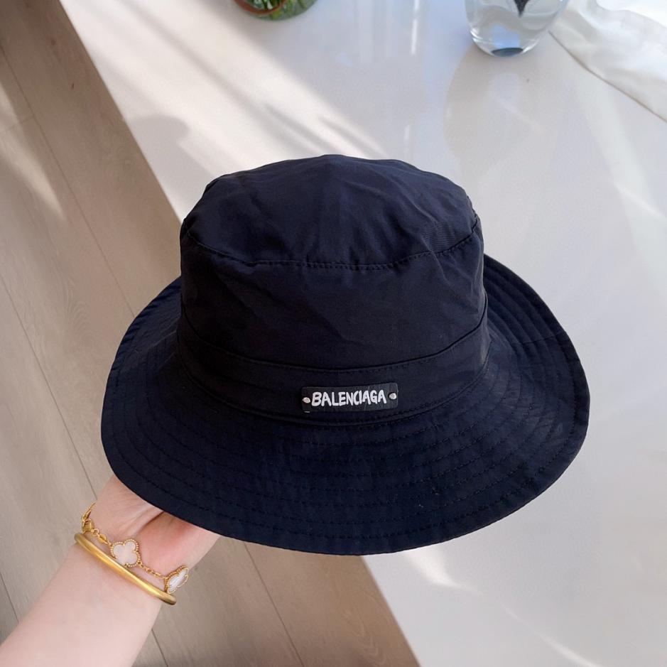 réplica,joyas,joyería,1:1,replica,fake,lujo,barato réplica,joyas,joyería,1:1,replica,fake,lujo,barato Balenciaga nuevo sombrero de pescador al aire libre de primavera y verano.