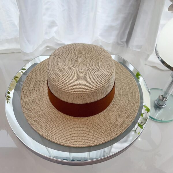 réplica,joyas,joyería,1:1,replica,fake,lujo,barato Chanel nuevo sombrero plano con correas de colores