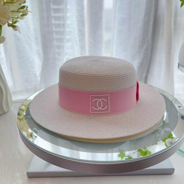 réplica,joyas,joyería,1:1,replica,fake,lujo,barato Chanel nuevo sombrero plano con correas de colores