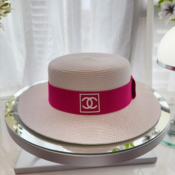 réplica,joyas,joyería,1:1,replica,fake,lujo,barato Chanel nuevo sombrero plano con correas de colores