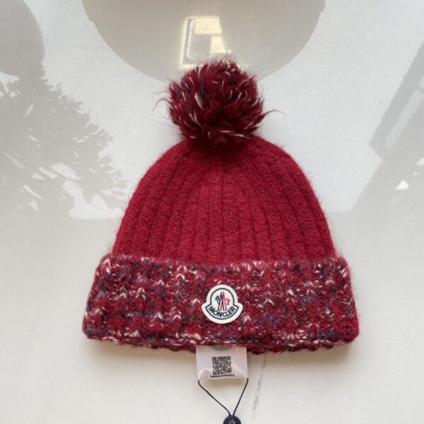 réplica,joyas,joyería,1:1,replica,fake,lujo,barato Moncler otoño e invierno nuevo gorro tejido con bolas de colores mezclados