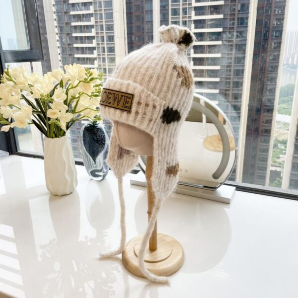 réplica,joyas,joyería,1:1,replica,fake,lujo,barato LOEWE nuevo gorro de punto con protección para los oídos de otoño e invierno