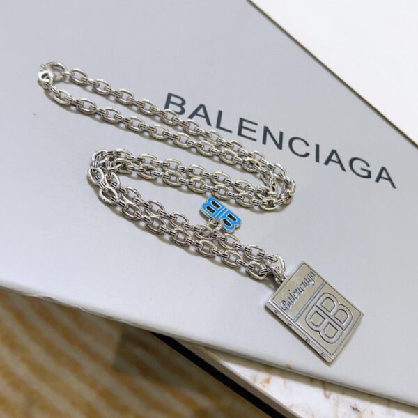 réplica,joyas,joyería,1:1,replica,fake,lujo,barato Broche sencillo de moda Balenciaga (0714)