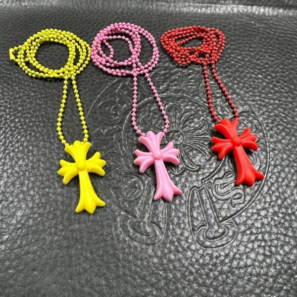réplica,joyas,joyería,1:1,replica,fake,lujo,barato Chrome Hearts nuevo collar de bolas de resina cruzada para hombres y mujeres (EA07)