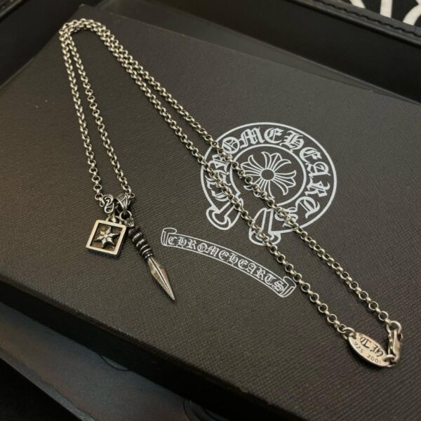 réplica,joyas,joyería,1:1,replica,fake,lujo,barato [Calidad de mostrador] Nuevo collar Retro clásico de corazones cromados, colgante de anillo de Piscis personalizado (49F1)
