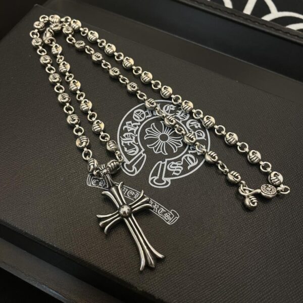 réplica,joyas,joyería,1:1,replica,fake,lujo,barato [Calidad de mostrador] Corazones de cromo Nuevo collar de bola de flor retro clásico Colgante de cruz de diamante completo (20E6)