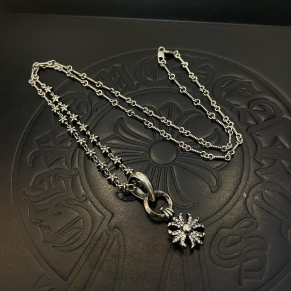 réplica,joyas,joyería,1:1,replica,fake,lujo,barato [Calidad de mostrador] Corazones cromados Nuevo collar retro clásico Colgante de flor cruzada personalizado (80CF)