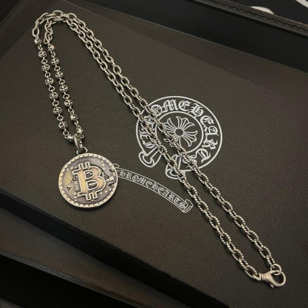 réplica,joyas,joyería,1:1,replica,fake,lujo,barato [Calidad de mostrador] Corazones cromados Nuevo collar retro clásico Colgante circular con letras (6A99)