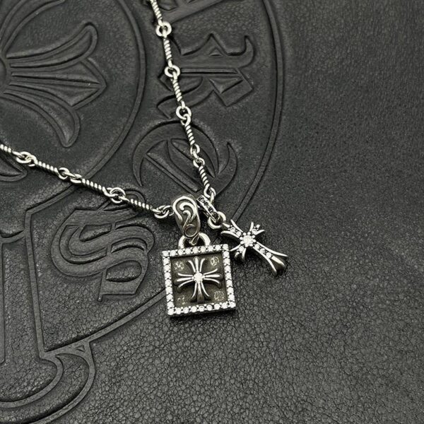 réplica,joyas,joyería,1:1,replica,fake,lujo,barato Collar con Cruz Retro de corazón de cuervo, colgante de ancla para hombres y mujeres (39F0)