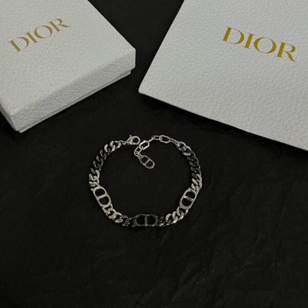 réplica,joyas,joyería,1:1,replica,fake,lujo,barato Las pulseras Dior son todas nuevas en todos los mostradores (A8EB)