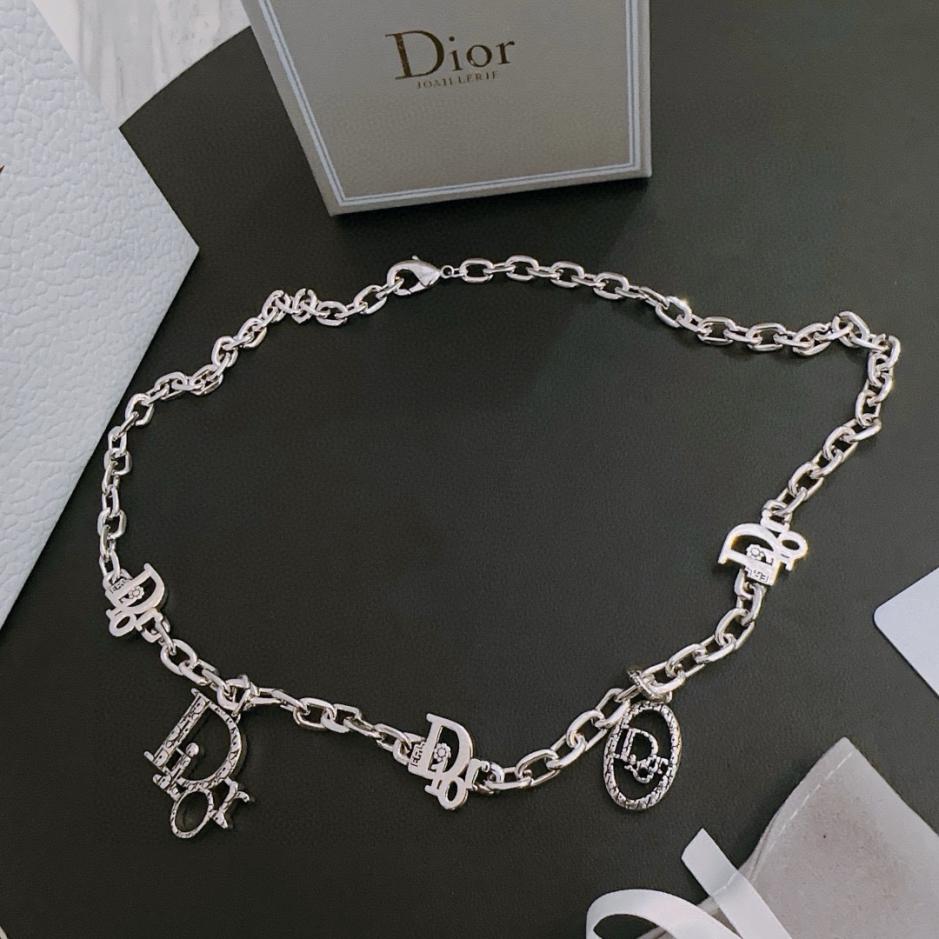 réplica,joyas,joyería,1:1,replica,fake,lujo,barato réplica,joyas,joyería,1:1,replica,fake,lujo,barato Collar DIOR nuevo modelo de pareja estilo mostrador (CFC5)