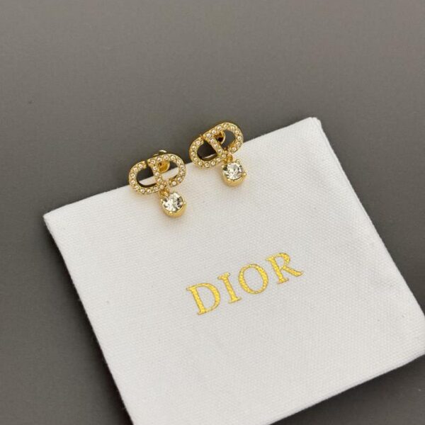 réplica,joyas,joyería,1:1,replica,fake,lujo,barato Pendientes de diamantes CD más recientes de Dior (1C41)