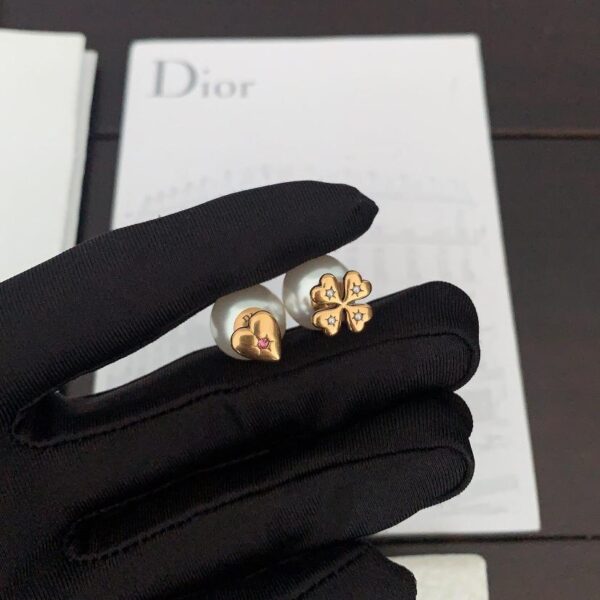 réplica,joyas,joyería,1:1,replica,fake,lujo,barato Los últimos pendientes CD brillantes de Dior (5B36)