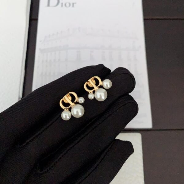 réplica,joyas,joyería,1:1,replica,fake,lujo,barato Los últimos pendientes de trébol de cuatro hojas de oro antiguo de Dior (DA62)