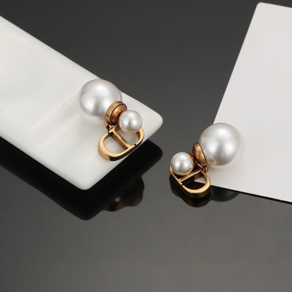 réplica,joyas,joyería,1:1,replica,fake,lujo,barato réplica,joyas,joyería,1:1,replica,fake,lujo,barato Los nuevos pendientes más vendidos de Dior (C616)