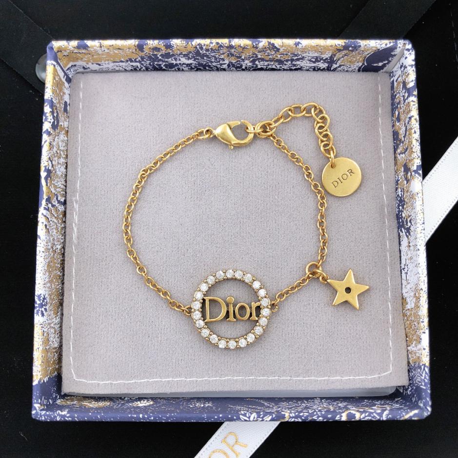 réplica,joyas,joyería,1:1,replica,fake,lujo,barato réplica,joyas,joyería,1:1,replica,fake,lujo,barato Dior Nuevo producto original Collar de estrella de diamantes con microengaste con colgante de CD redondo (5CD3)